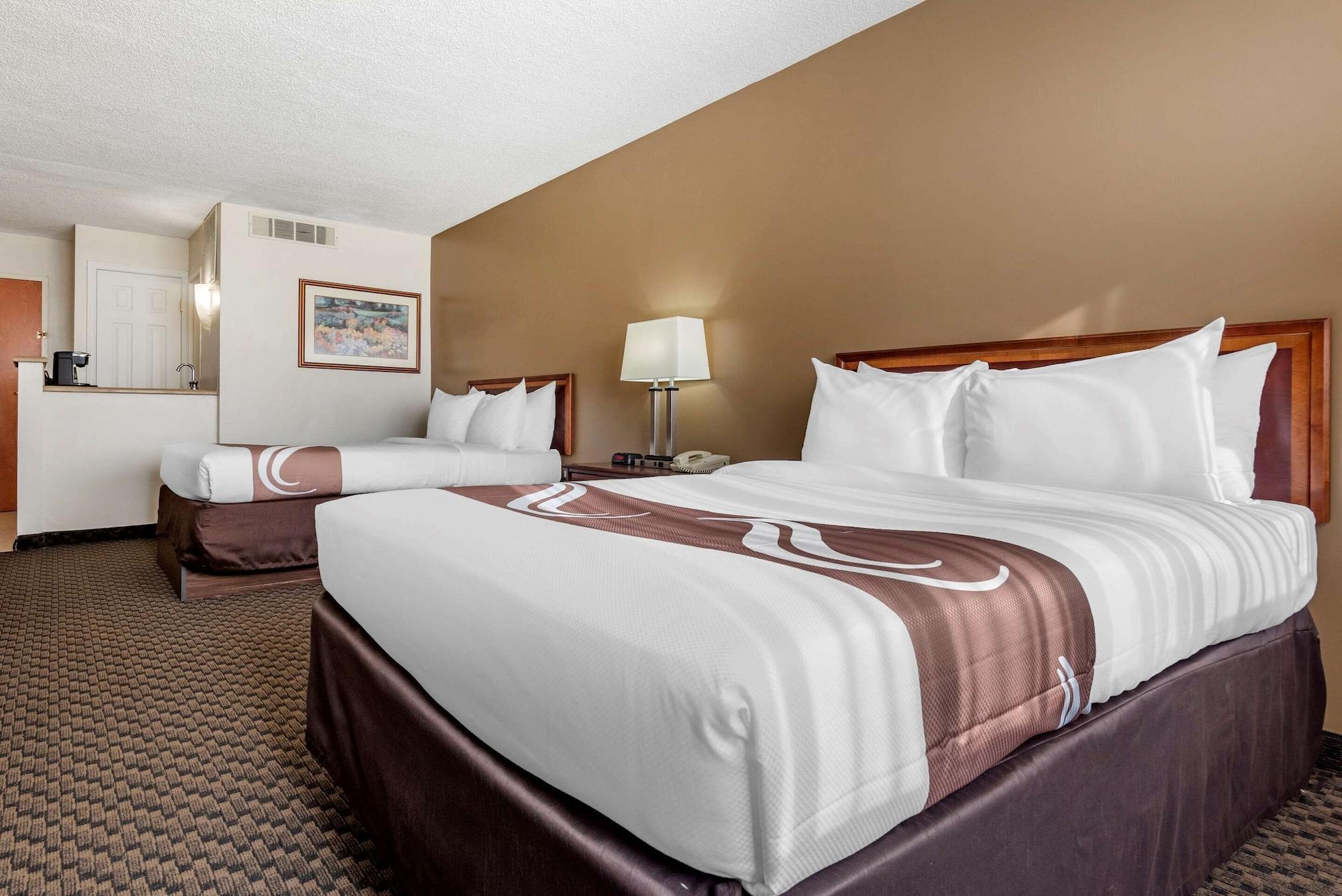 Quality Inn & Suites Vestal Binghamton Near University Εξωτερικό φωτογραφία
