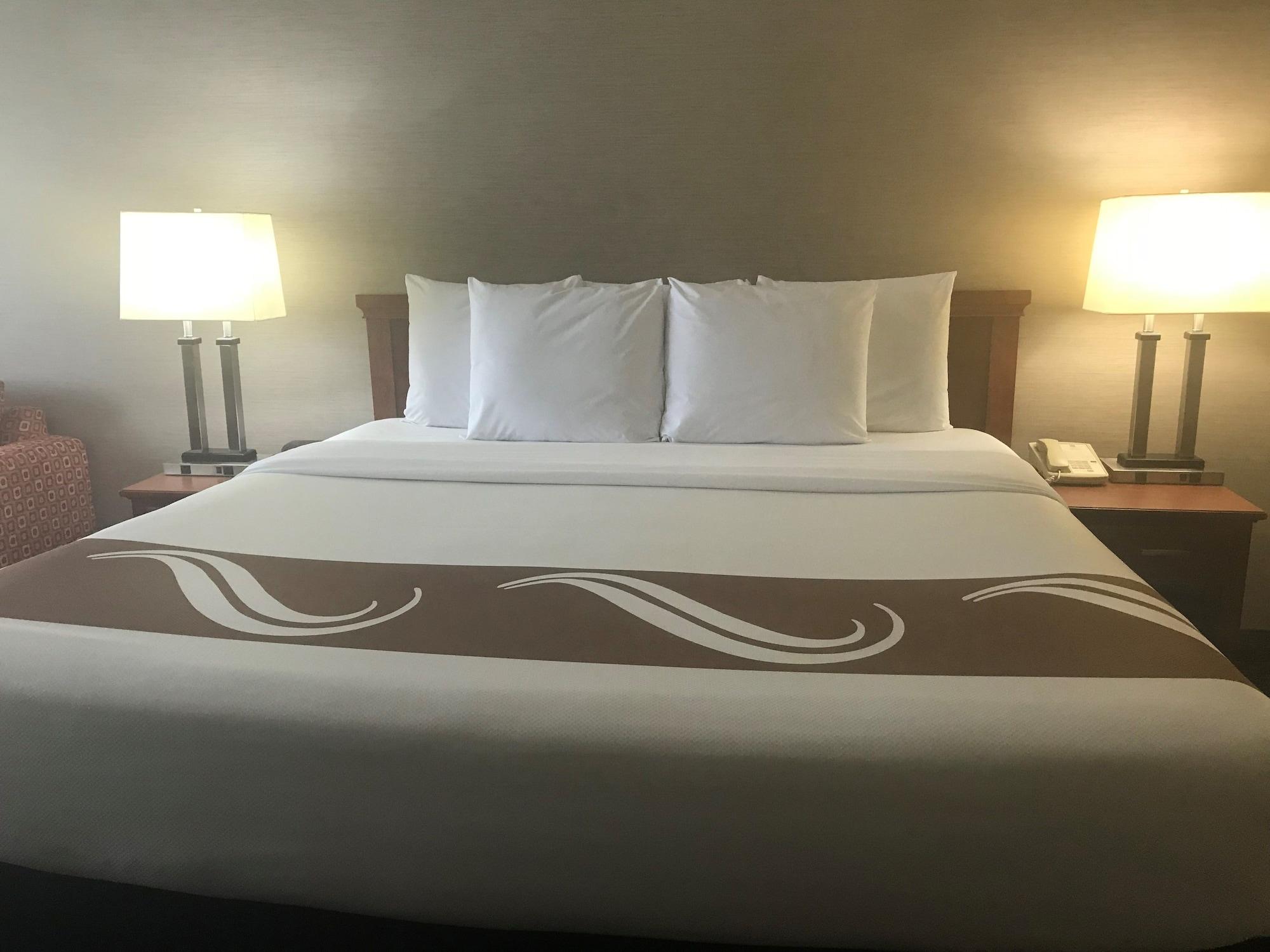 Quality Inn & Suites Vestal Binghamton Near University Εξωτερικό φωτογραφία