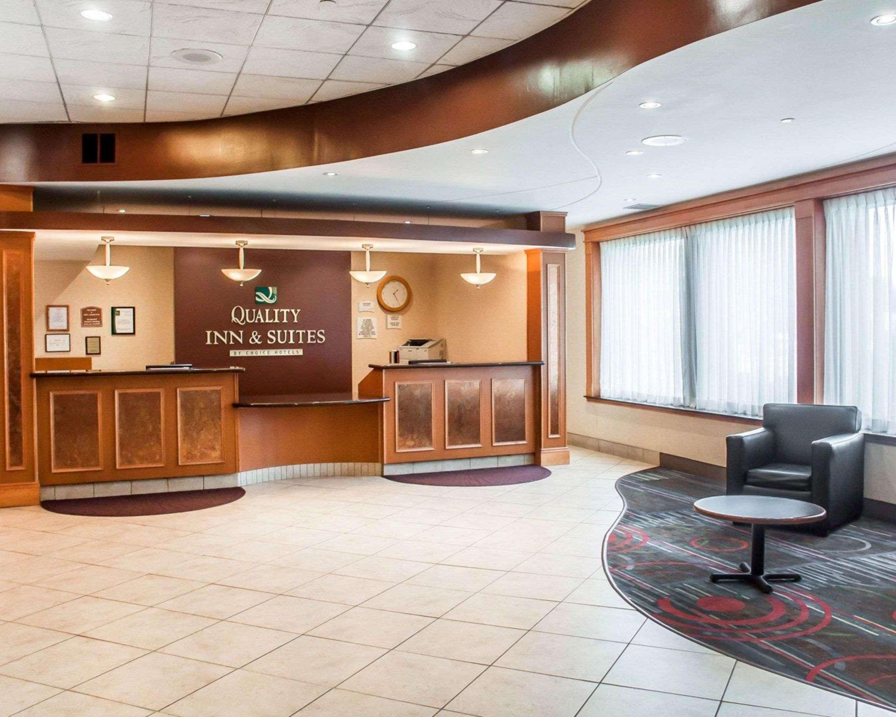 Quality Inn & Suites Vestal Binghamton Near University Εξωτερικό φωτογραφία