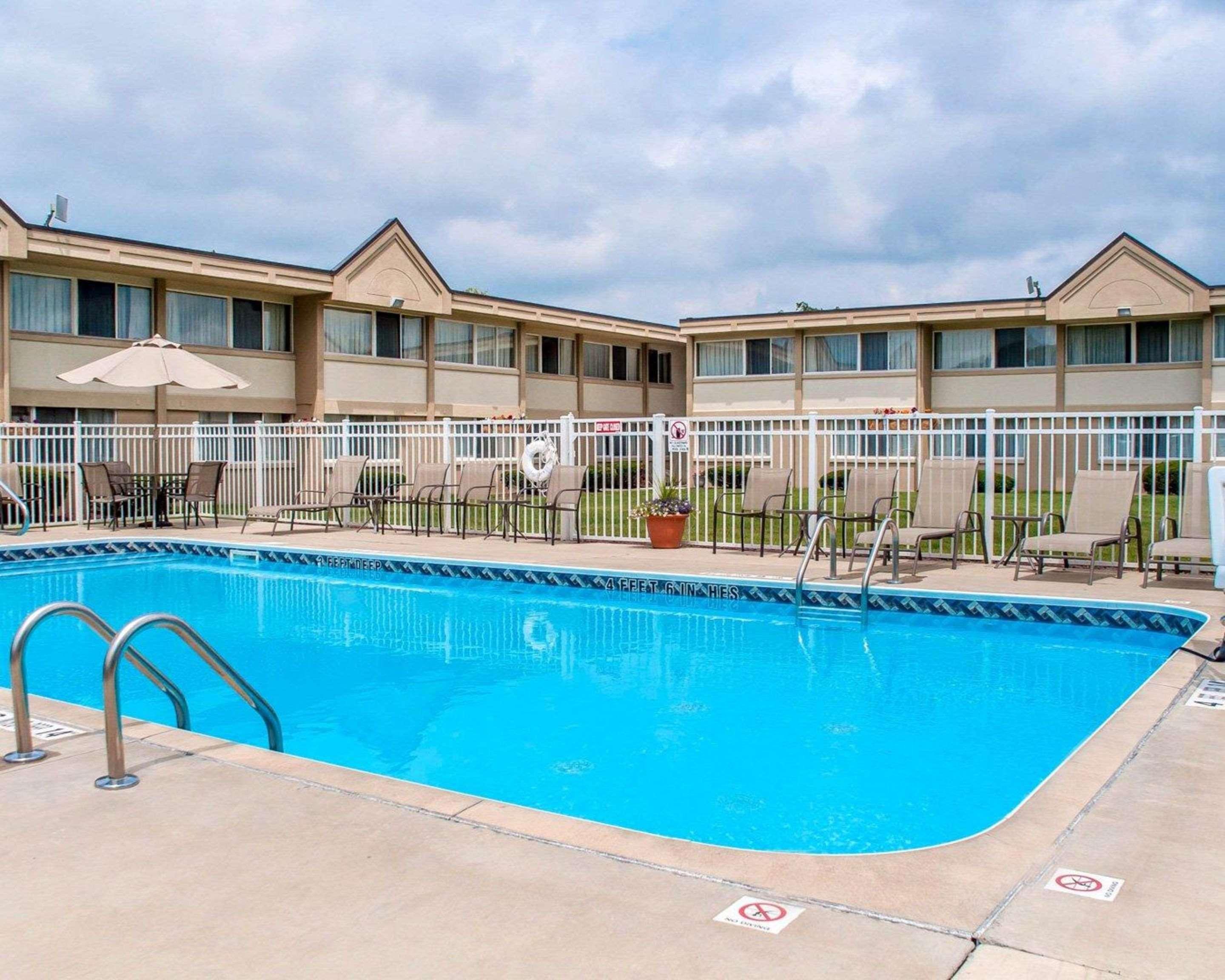 Quality Inn & Suites Vestal Binghamton Near University Εξωτερικό φωτογραφία