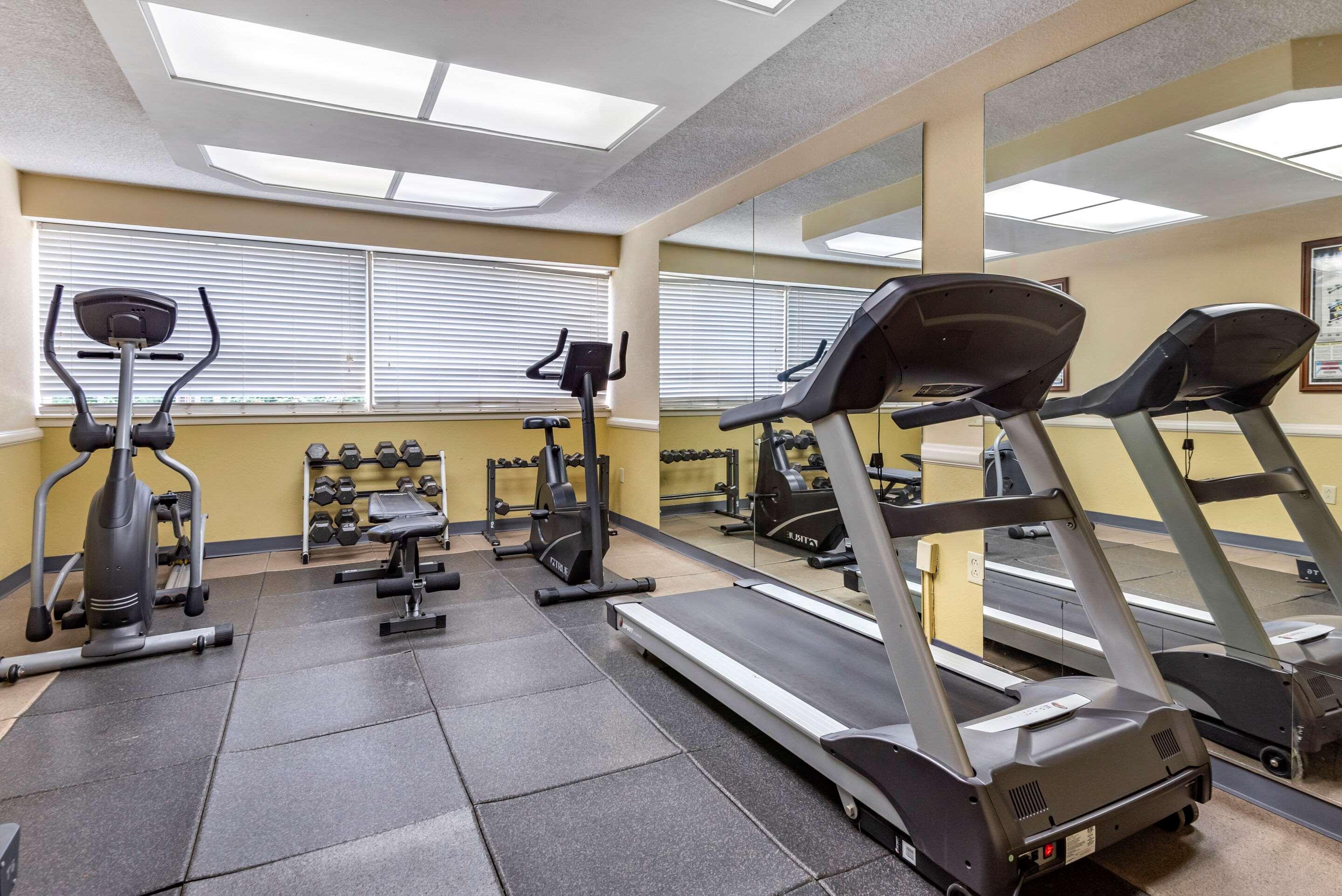 Quality Inn & Suites Vestal Binghamton Near University Εξωτερικό φωτογραφία