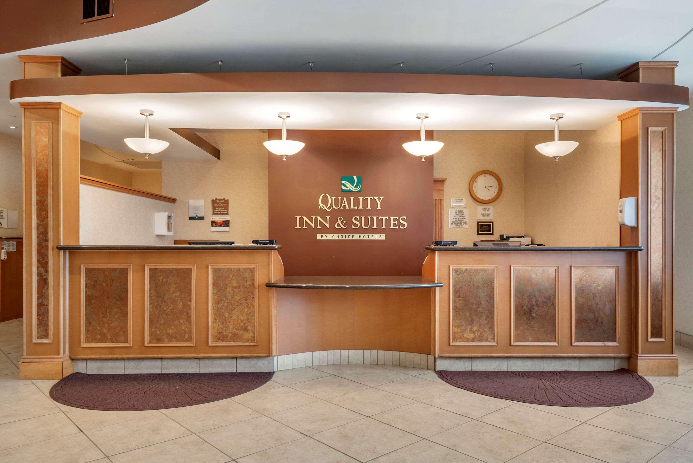 Quality Inn & Suites Vestal Binghamton Near University Εξωτερικό φωτογραφία