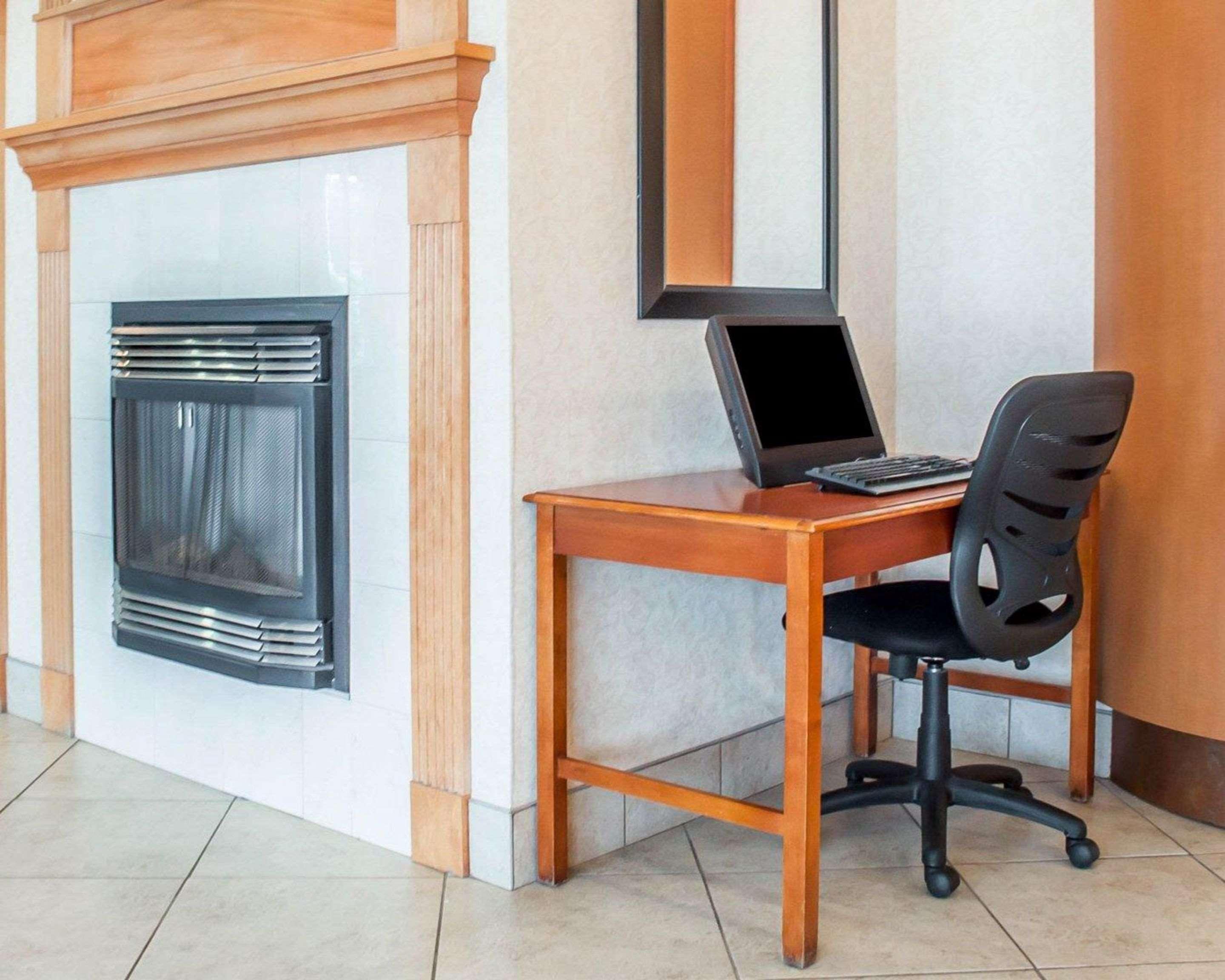Quality Inn & Suites Vestal Binghamton Near University Εξωτερικό φωτογραφία